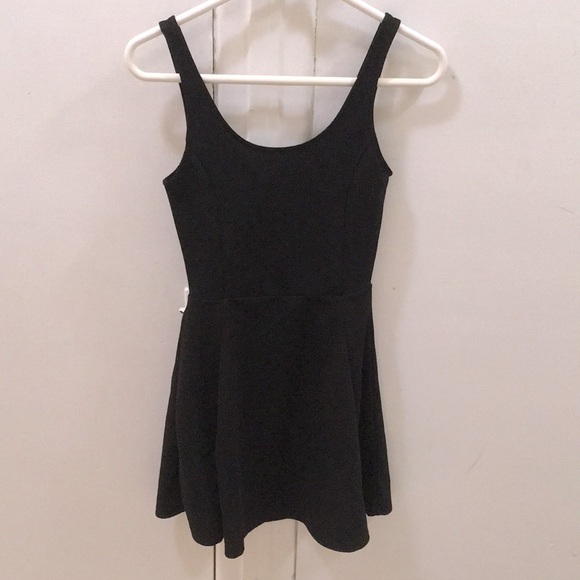 Little black dress - Picture 1 of 2